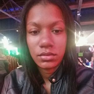 Meet your Posher, Tiara